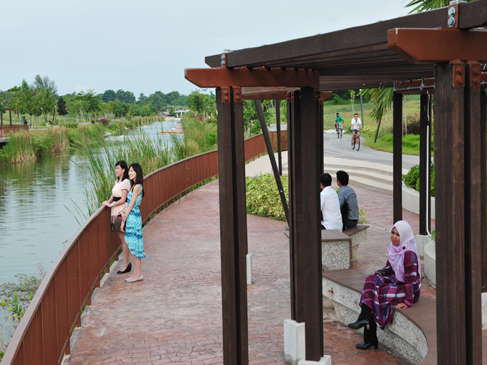 Sunrise Gateway and Sunrise Bridge 6