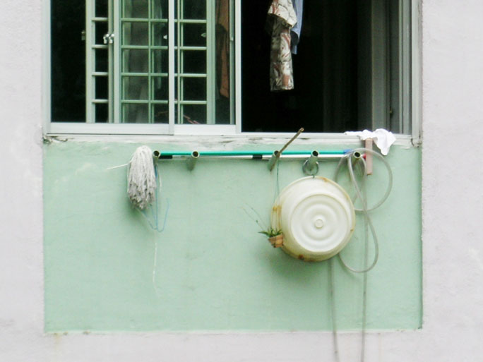 my neighbourhood keep killer litter away