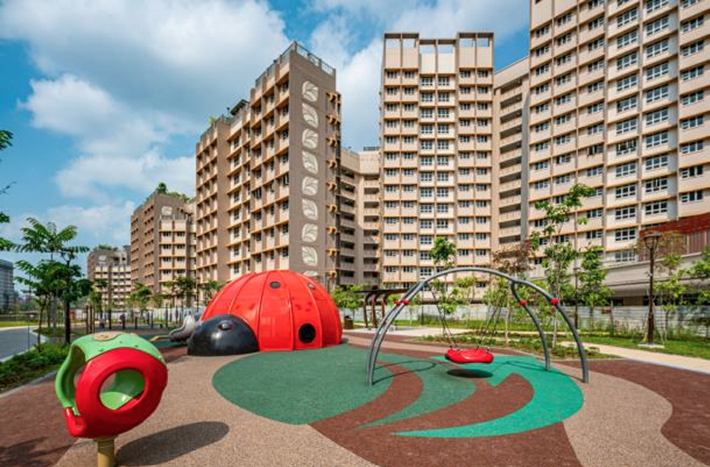 Thematic playgrounds