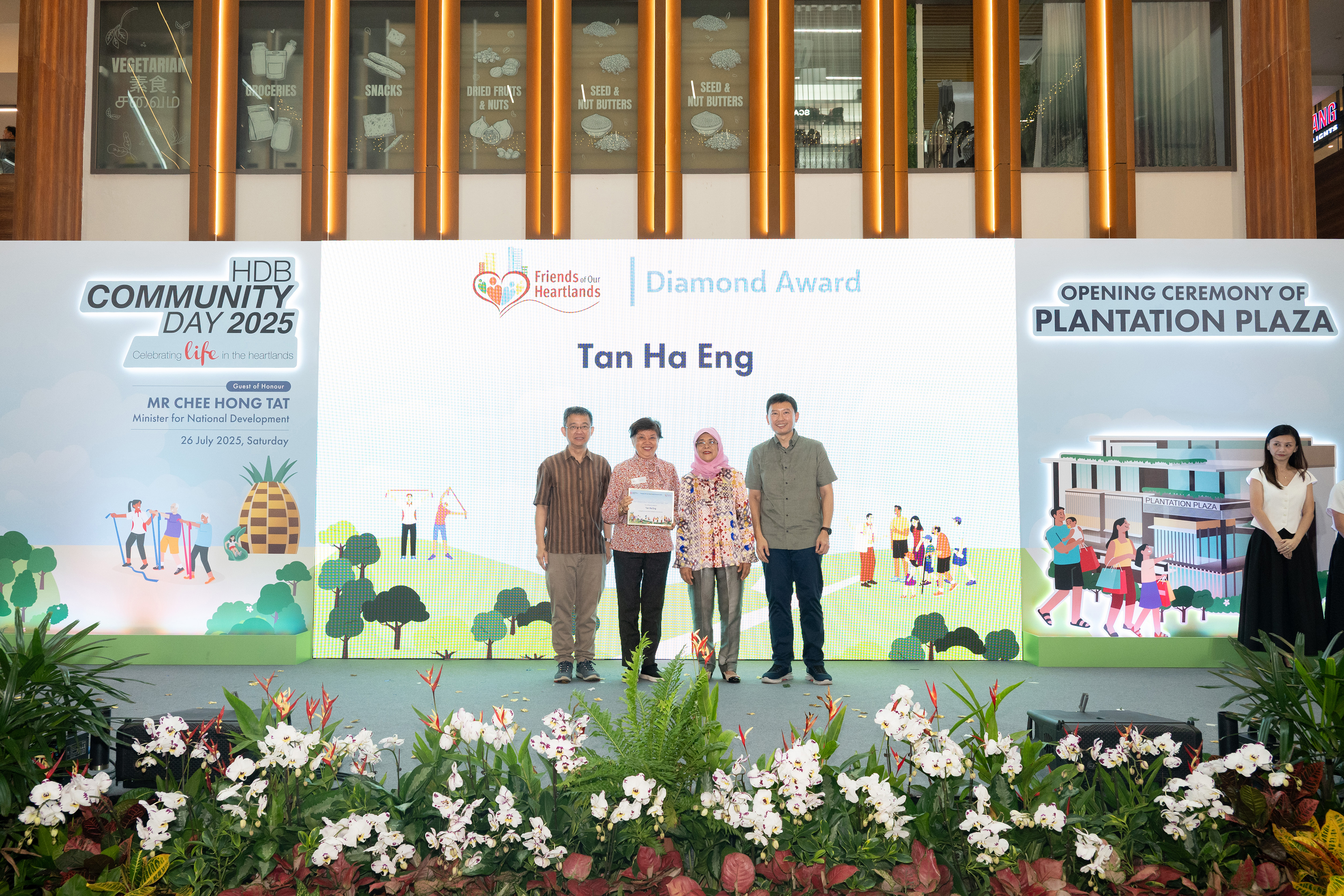 Tan Ha Eng – Recipient of Friends of Our Heartlands Diamond Award 