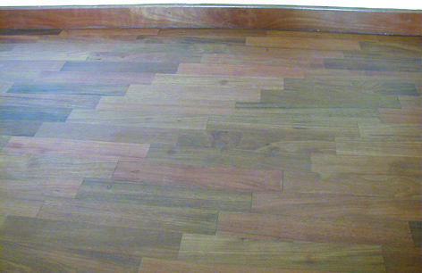 hollow or bulged-up parquet strips